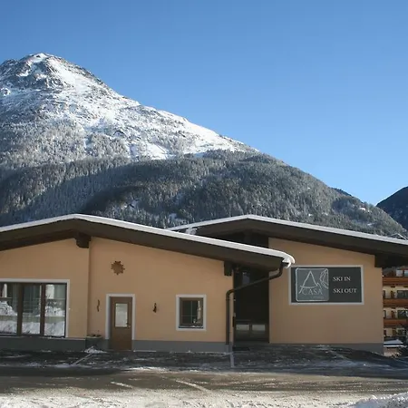 A Casa Juwel Apartment *